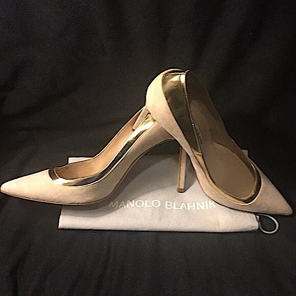 MANOLO BLAHNIK - SUEDE PUMPS - Picture 12 of 16